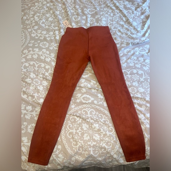 NWT Nanette Nanette Lepore Faux Suede Legging - Picture 3 of 4